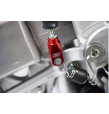 Шрам Racing Brake Master Axle End Задній Kawasaki KX 250 '19 -'25, KX 450 '19 -'25, KX 250X '21 -'25, KX 450X '21 -'25, BETA RR 250/300/350/390/430 / 480 '13 -'25 Червоний