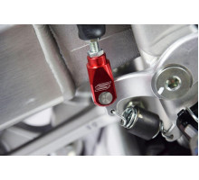 Шрам Racing Brake Master Axle End Задній Kawasaki KX 250 '19 -'25, KX 450 '19 -'25, KX 250X '21 -'25, KX 450X '21 -'25, BETA RR 250/300/350/390/430 / 480 '13 -'25 Червоний