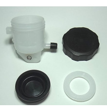 Бачок гальмівної рідини tourmax з кришкою і прокладкою передній yamaha r6, r1, / suzuki gsx-r, sv, tl / kawasaki zx-6r, 7r, 9r, 10r (made in japan)