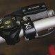 Поворотний хомут x-grip (запобігає поломці кріплення) насоса гальм і зчеплення braktec husqvarna, колір gasgas чорний