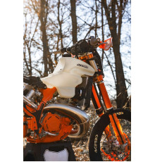 Acerbis fuel tank 15l ktm exc / excf / exc-f / xc-w '24-'25, sx / sx-f / sxf / xc / xc-f / xcf '23-'25' прозорий (білий / прозорий)