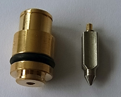 Голчатий клапан tourmax з сіделом suzuki dr 125se '94-96, gn 125 '82-97, gsx 600f katana '88-96, gsx-r 750 '86-87, gsx-r 1100 '86-88, ltf 250 quadrunner '88-02, ltf 300 king q uad '99-02, lt-f4wd quadrunner '87-98 (вироблен