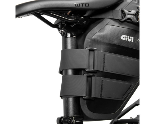 Givi Hump_r Сумка підсідельна водонепроникна 11-15л Чорна