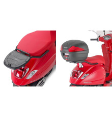 Givi Стелаж для центрального кофра Monolock Piaggio Vespa Primavera 50-125-150 2014-2017 чорний