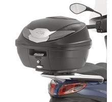 Givi Medley 125-150 (16) Стійка для центрального кофра Monolock Без плити Чорний