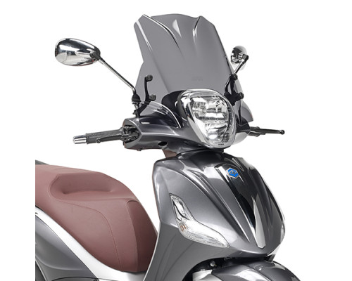 Givi скло димчасте вітрове скло 29x45 см для Piaggio Beverly 125ie-300ie 2010-2018 / Beverly 350 Sport Touring 2012-2018