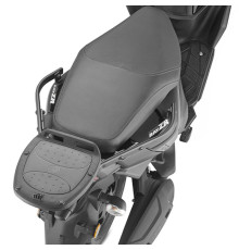 Kappa 2024/11 Стелаж для центрального кофра YAMAHA Cygnus RayZR 125 '24-, чорний