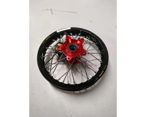 Rex Wheels Excel Комплектне Заднє Колесо 12x1.60 Чорна Обідка Срібні Спиці Червона Маточина KTM SX 65 '16- Husqvarna TC65 '17