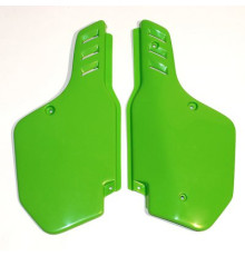 Kawasaki kx 125/250 '88-'89, kx 500 '88-'02 kdx 200 '90-'94 бічні панелі UFO зелені