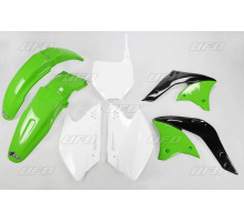 Комплект пластикових  UFO kawasaki kxf 250 '06 колір oem (зелений/білий) (ka204e999) (ka204e999)