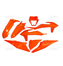 Пластиковий набір UFO ktm exc 125 '20-'21, exc 250 / 300 tpi '20-'23, exc-f 250 / 350 / 450 / 500 '20-'23 з кришкою лампи fluoресцентний помаранчевий (kt527fflu)