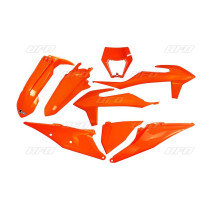 Пластиковий набір UFO ktm exc 125 '20-'21, exc 250 / 300 tpi '20-'23, exc-f 250 / 350 / 450 / 500 '20-'23 з кришкою лампи fluoресцентний помаранчевий (kt527fflu)