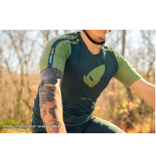 UFO mtb / e-bike terrain sv1 джерсі зроблено в італії (з коротким рукавом) колір сірий/чорний розмір xl - колекція 2024