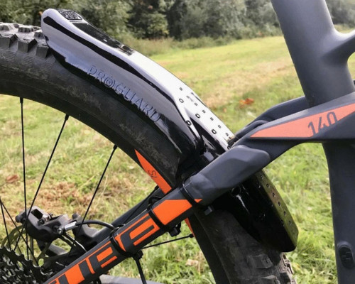 RAPID RACER PRODUCT RRP ЗАДНЄ КРИЛО ВЕЛОСИПЕДА PROGUARD ЗАДНІЙ КОЛІР ЧОРНИЙ (МОНТУЄТЬСЯ НА ЗАЖИМАХ)