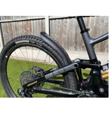 RAPID RACER PRODUCT RRP ЗАДНЄ КРИЛО ВЕЛОСИПЕДА PROGUARD ЗАДНЄ СТАНДАРТНИЙ КОЛІР ЧОРНИЙ (МОНТУЄТЬСЯ НА ЗАЖИМАХ)