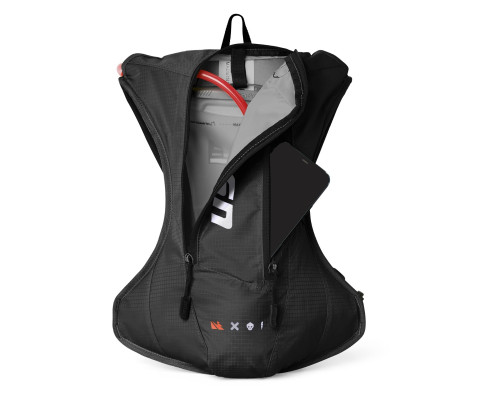 USWE Outlander 4 гідратаційна система 3L рідина + 4L рюкзак чорний