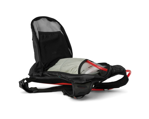 USWE Outlander рюкзак для мотоциклів та велосипедів 9L чорний об'єм 3L для рідини
