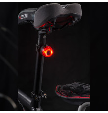 ОСВІТЛЕННЯ BIKETEC / ЛАМПА / ЗАДНЯ ЛАМПА ДЛЯ ВЕЛОСИПЕДА З АВТОМАТИЧНИМ ВИКОРИСТАННЯМ USB ЧОРНОГО ВИГЛЯДУ