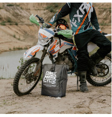 КОМПЛЕКТ ШИН METZELER (4074600/24) 2X90/100-21 MCE 6 DAYS EXTREME FIM SUPER SOFT MST 57M TT ПЕРЕДНЯ ШИНА DOT 2024 + (3864900/25) 2X140/80-18 MCE 6 DAYS EXTREME FIM SUPER SOFT 70M TT M+S ЗАДНЯ ШИНА DOT 2025 + РЮКЗАК METZELER
